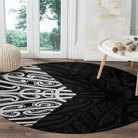 Black New Zealand Puhoro Maori Tattoo Round Carpet