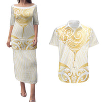 Gold White New Zealand Manta Ray Couples Matching Puletasi and Hawaiian Shirt Aotearoa Maori Haehae - Polynesian Pride