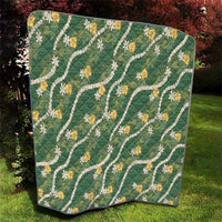 Hawaiian Pikake Maile Lei Quilt Tiare Hibiscus Kalo Palapalai Leaf Green