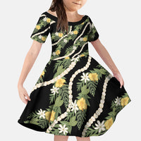 Hawaiian Pikake Maile Lei Family Matching Off Shoulder Maxi Dress and Hawaiian Shirt Tiare Hibiscus Kalo Palapalai Leaf Black LT19 Daughter's Dress Black - Polynesian Pride