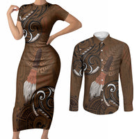 New Zealand Taiaha Couples Matching Short Sleeve Bodycon Dress and Long Sleeve Button Shirt Maori Weapon Silver Fern Maori Pattern LT22 Brown - Polynesian Pride
