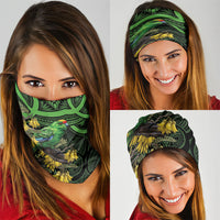 New Zealand Parakeet Bird Neck Gaiter Maori Kakariki Kowhai Maori Pattern