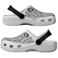 New Zealand Sea Animals with Maori Tribal Tattoo Clogs Shoes White Color LT03