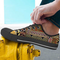 Yellow Aotearoa Kowhaiwhai Pattern Low Top Shoes NZ Maori Quilt Style - Polynesian Pride