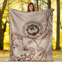 Northern Mariana Islands Premium Blanket - Hibiscus Flowers Vintage Style - Polynesian Pride