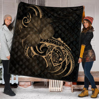 Hawaii Map Turtle Hibiscus Divise Polynesian Premium Quilts Gold - AH - Polynesian Pride