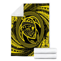 Hawaiian Kanaka Honu Hibiscus Tornando Polynesian Yellow Premium Blankets - AH - Polynesian Pride