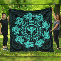 Hawaiian Map Kanaka Turtles Circle Style Turquoise Polynesian Premium Quilts - AH Black - Polynesian Pride