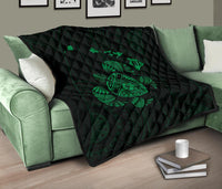 Hawaii Turtle Hibicus Map Premium Quilt - Green - Polynesian Pride