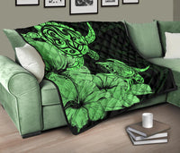 Hawaii Turtle Premium Quilt Polynesian Hibiscus Art Green AH - Polynesian Pride