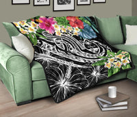 Guam Polynesian Premium Quilt - Summer Plumeria (Black) - Polynesian Pride