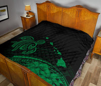Hawaii Map Plumeria Polynesian Green Premium Quilt - Polynesian Pride