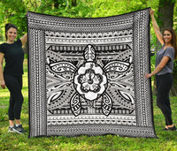 Hawaii Polyensian Turtle Premium Quilt White White - Polynesian Pride