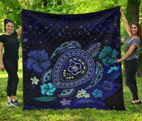 Hawaiian Blue Ocean Honu And Flowers Premium Quilt Blue - Polynesian Pride