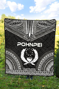 Pohnpei Premium Quilt - Pohnpie Flag Polynesian Chief Black Version - Polynesian Pride