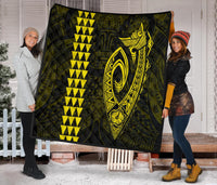 Hawaii Kakau Makau Fish Hook Polynesian Premium Quilt - Yellow - Polynesian Pride