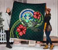 Northern Mariana Islands Polynesian Premium Quilt - Green Turtle Hibiscus - Polynesian Pride