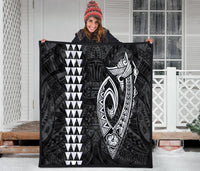 Hawaii Kakau Makau Fish Hook Polynesian Premium Quilt - White - Polynesian Pride