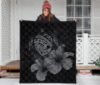 Hawaii Hibiscus Premium Quilt - Turtle Map - Gray AH - Polynesian Pride