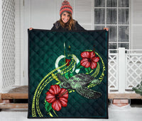 Vanuatu Polynesian Premium Quilt - Green Turtle Hibiscus - Polynesian Pride