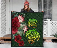 Hawaii Premium Quilt - Turtle Hibiscus Pattern Hawaiian Premium Quilt - Green - Polynesian Pride