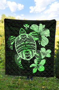 Hawaiian Kanaka Hibiscus Plumeria Mix Polynesian Turtle Premium Quilt Green AH - Polynesian Pride