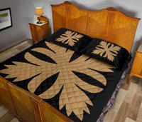 Hawaiian Royal Pattern Quilt Bed Set - Black And Gold - C3 Style - Polynesian Pride