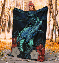 Hawaii Polynesian Honu Sea Hibiscus Premium Blanket - Polynesian Pride