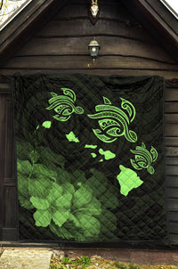 Hawaii Hibiscus Map Hidden Polynesian Green Premium Quilt - Polynesian Pride