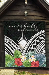 Marshall Islands Premium Quilt - Marshall Islands Coat of Arms & Polynesian Tropical Flowers White - Polynesian Pride