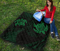 Hawaii Polynesian Turtle Premium Quilt Green - Polynesian Pride