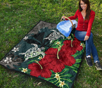 Hawaii Map Turtle Hibiscus Plumeria Polynesian - Premium Quilt AH - Polynesian Pride