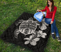 Hawaiian Kanaka Hibiscus Plumeria Mix Polynesian Turtle Premium Quilt Gray AH - Polynesian Pride