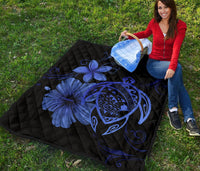 Hawaii Turtle Hibiscus Premium Quilt Blue - Polynesian Pride