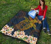 Hawaii Turtle Plumeria Polynesian Kanaka Map - Blue Style - Premium Quilt AH - Polynesian Pride