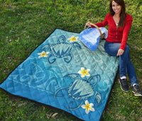 Hawaii Plumeria Deep Blue Turtle Premium Quilt - Polynesian Pride