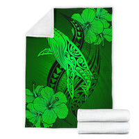 Hawaii Whale Swim Poly Green Premium Blanket - Polynesian Pride