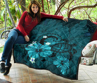 Hawaii Turtle Poly Tribal Turquoise Premium Quilt - Polynesian Pride