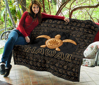 Hawaii Turtle Golden Premium Quilt - Polynesian Pride