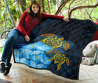 Hawaii Premium Quilt - Turtle Hibiscus Pattern Hawaiian Premium Quilt - Blue - Polynesian Pride