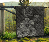 Hawaiian Map Turtle Hibiscus Vintage Polynesian Premium Quilt Gray - Polynesian Pride