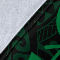 Hawaii Map Kanaka Polynesian Hula Girl Premium Blanket - Green - Polynesian Pride