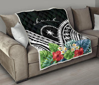 Chuuk Premium Quilt - Chuuk Coat of Arms & Polynesian Tropical Flowers White - Polynesian Pride