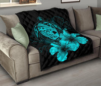 Hawaii Hibiscus Premium Quilt - Turtle Map - Turquoise - Polynesian Pride