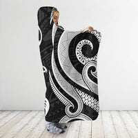 Guam Hooded Blanket - White Tentacle Turtle - Polynesian Pride