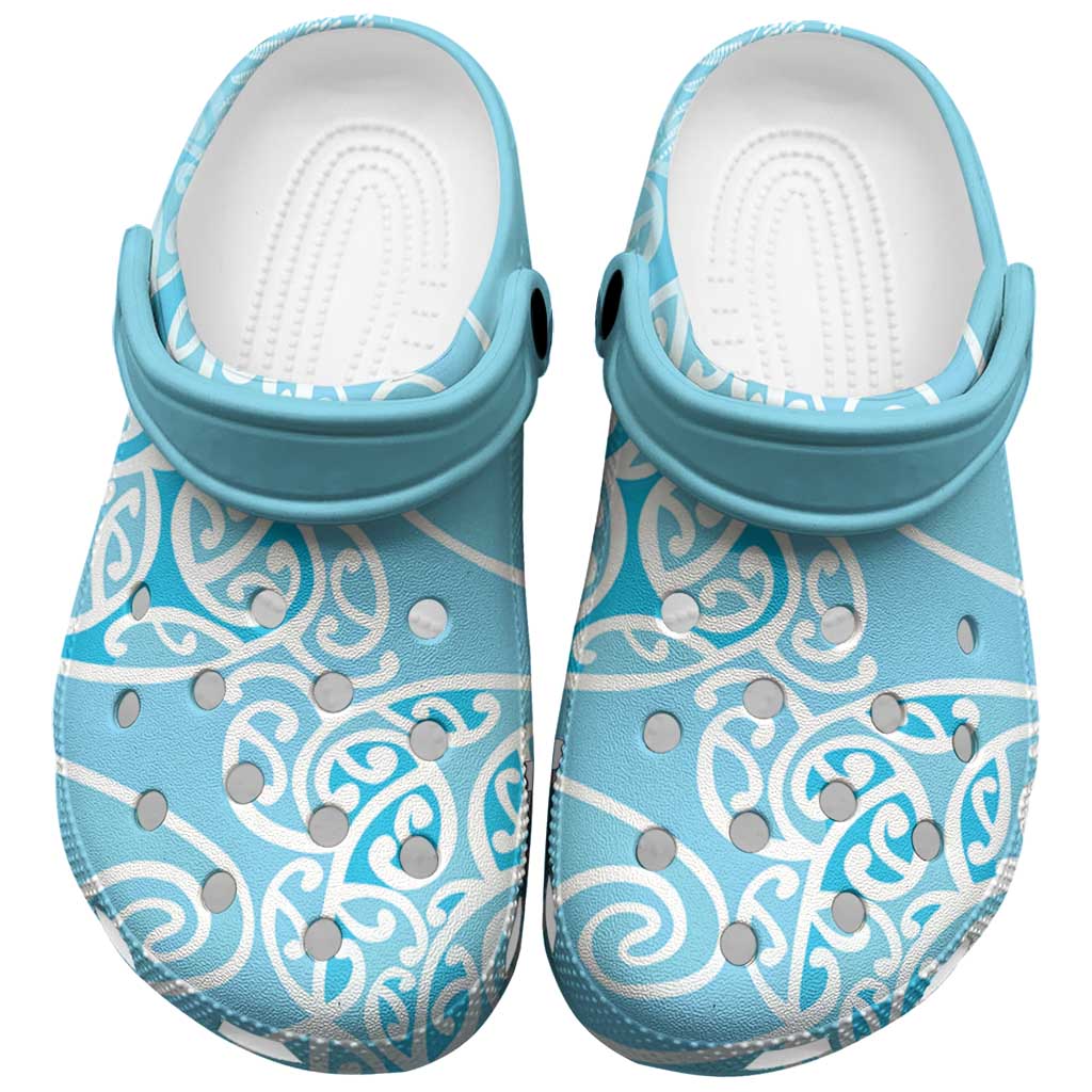 Aotearoa Maori Koru Curves Clogs Shoes Silver Ferns - Turquoise