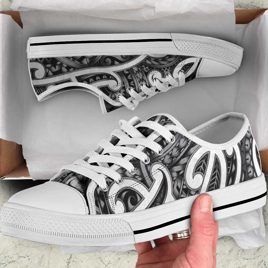 Aotearoa Maori Kowhaiwhai Low Top Shoes Kiwikiwi Puhoro and Patiki