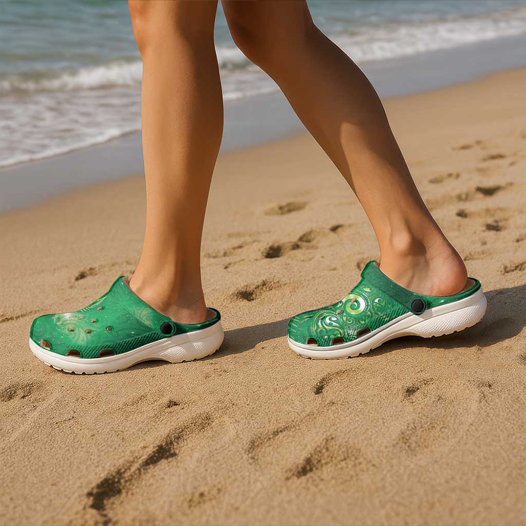Aotearoa New Zealand New Year Clogs Shoes Tribal Koru Tattoo Green Galaxy Maori Silver Fern LT03 - Polynesian Pride