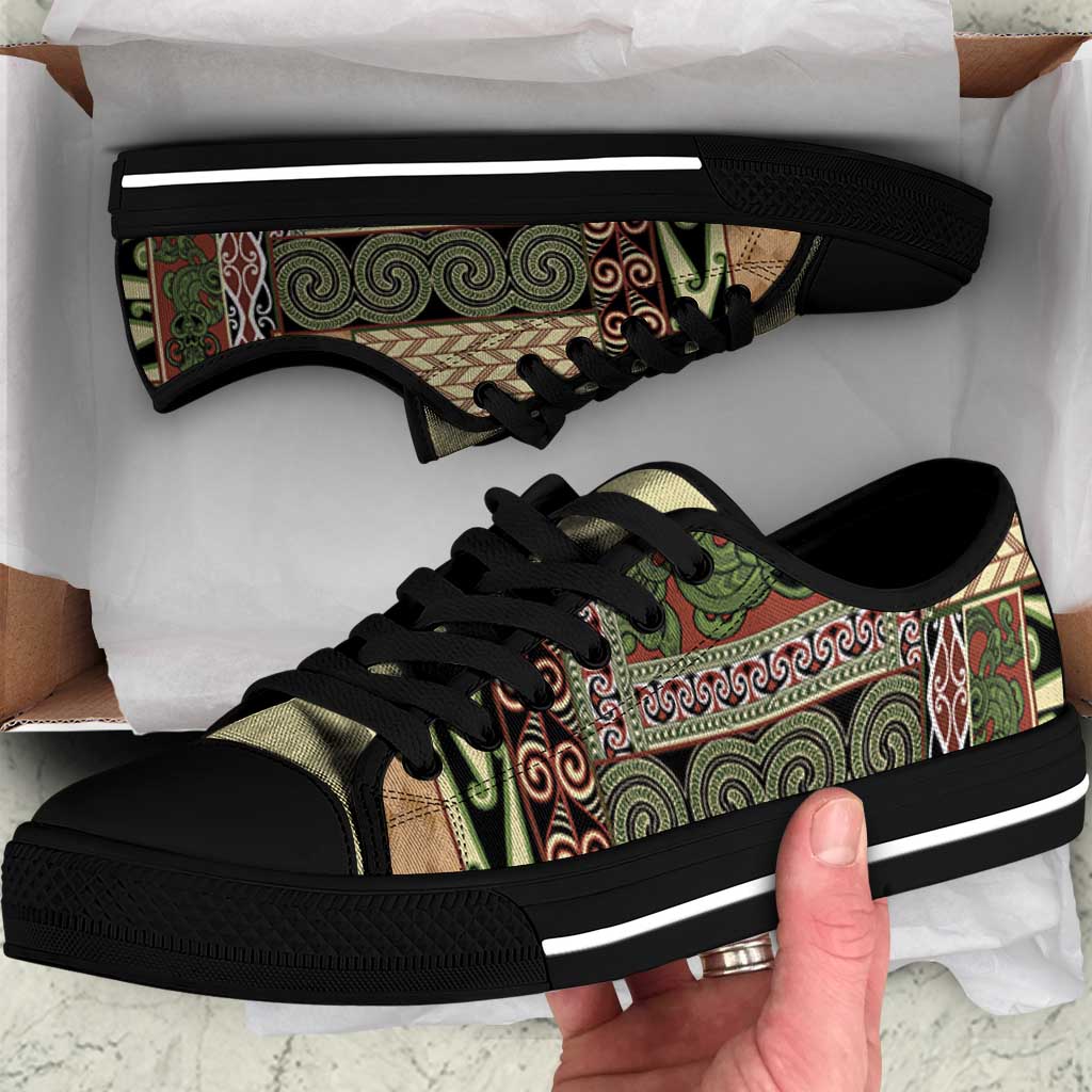 Beige Aotearoa Kowhaiwhai Pattern Low Top Shoes NZ Maori Quilt Style - Polynesian Pride