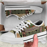 Beige Aotearoa Kowhaiwhai Pattern Low Top Shoes NZ Maori Quilt Style - Polynesian Pride